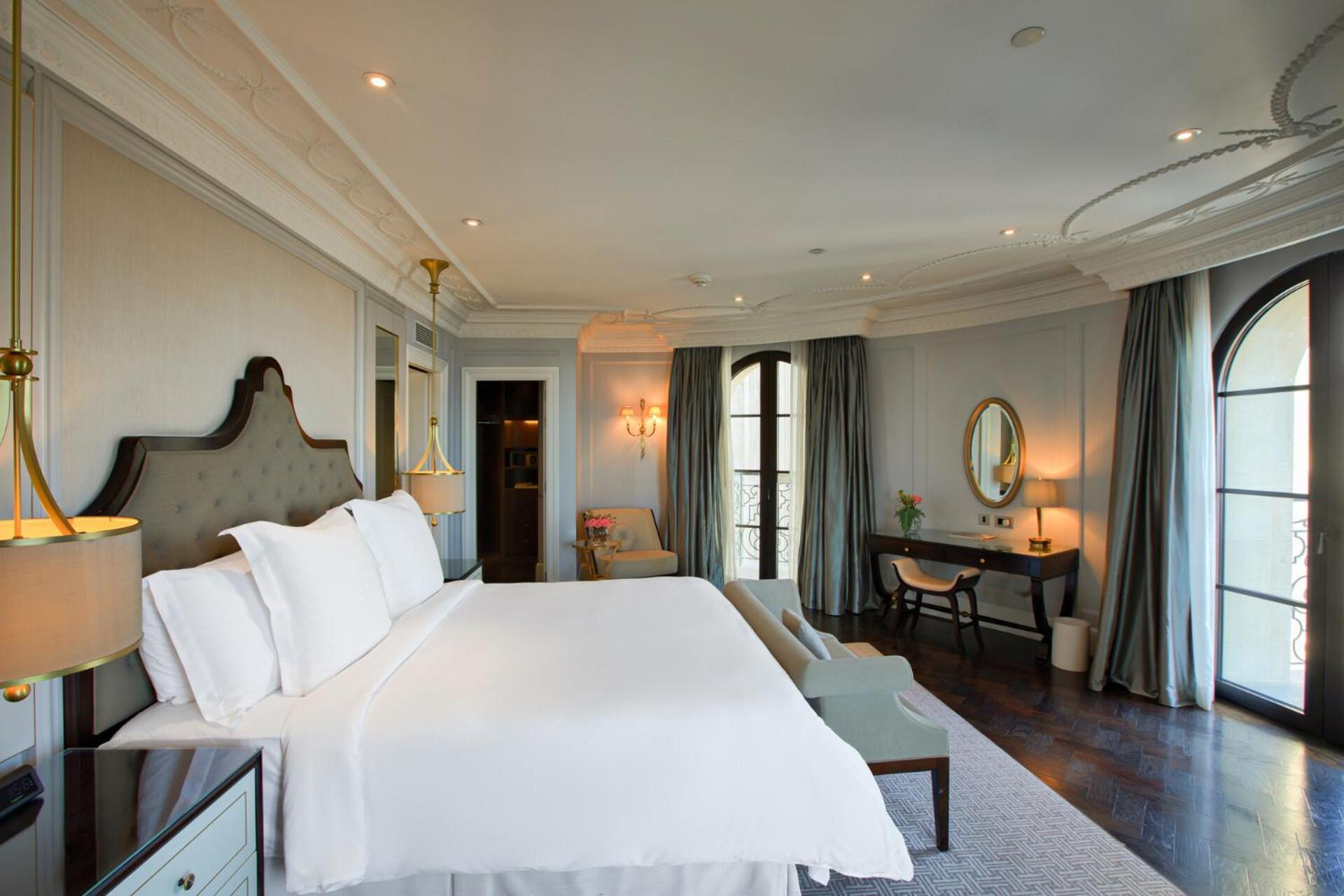 Four Seasons Hotel Baku Ngoại thất bức ảnh